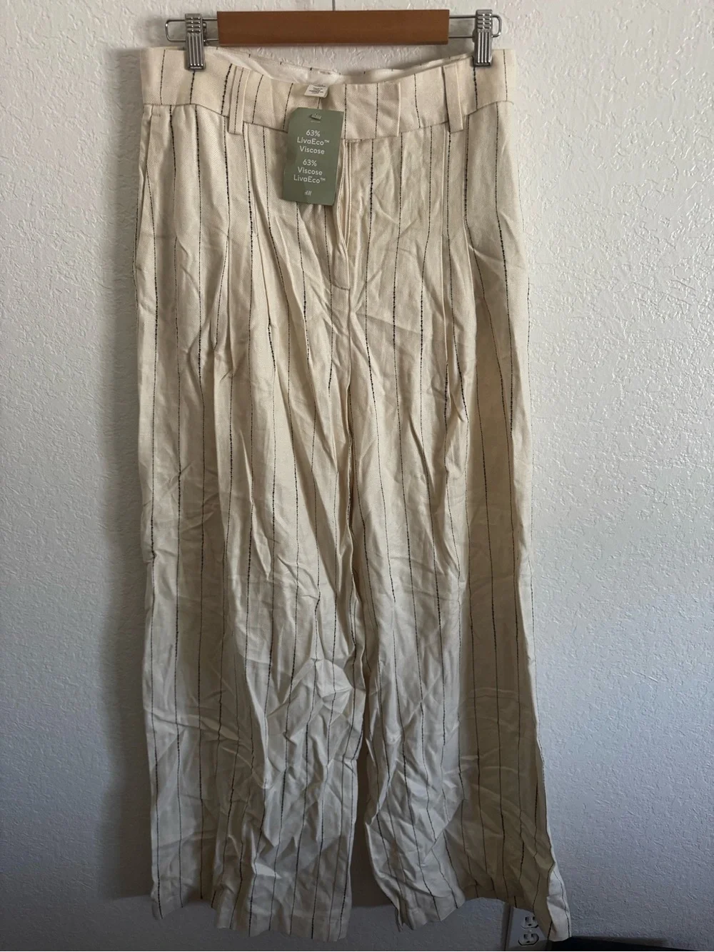 NWT H&M Cream Black Pinstripe Wide Leg Trousers Size 8
